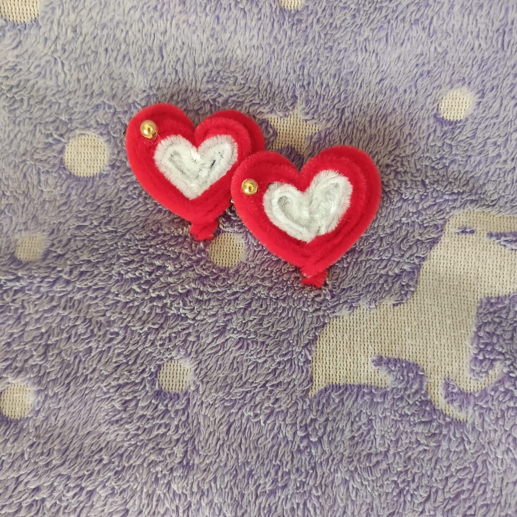 HEART CLIPS (Red & White with Golden Bead) - Set of 2
